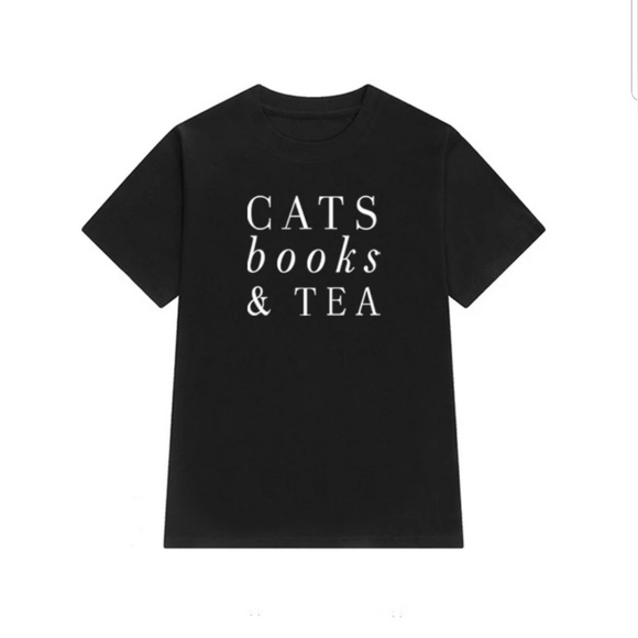 5⭐ Rated 💛Cats, Books & Tea Black T Shirt - Picture 4 of 5